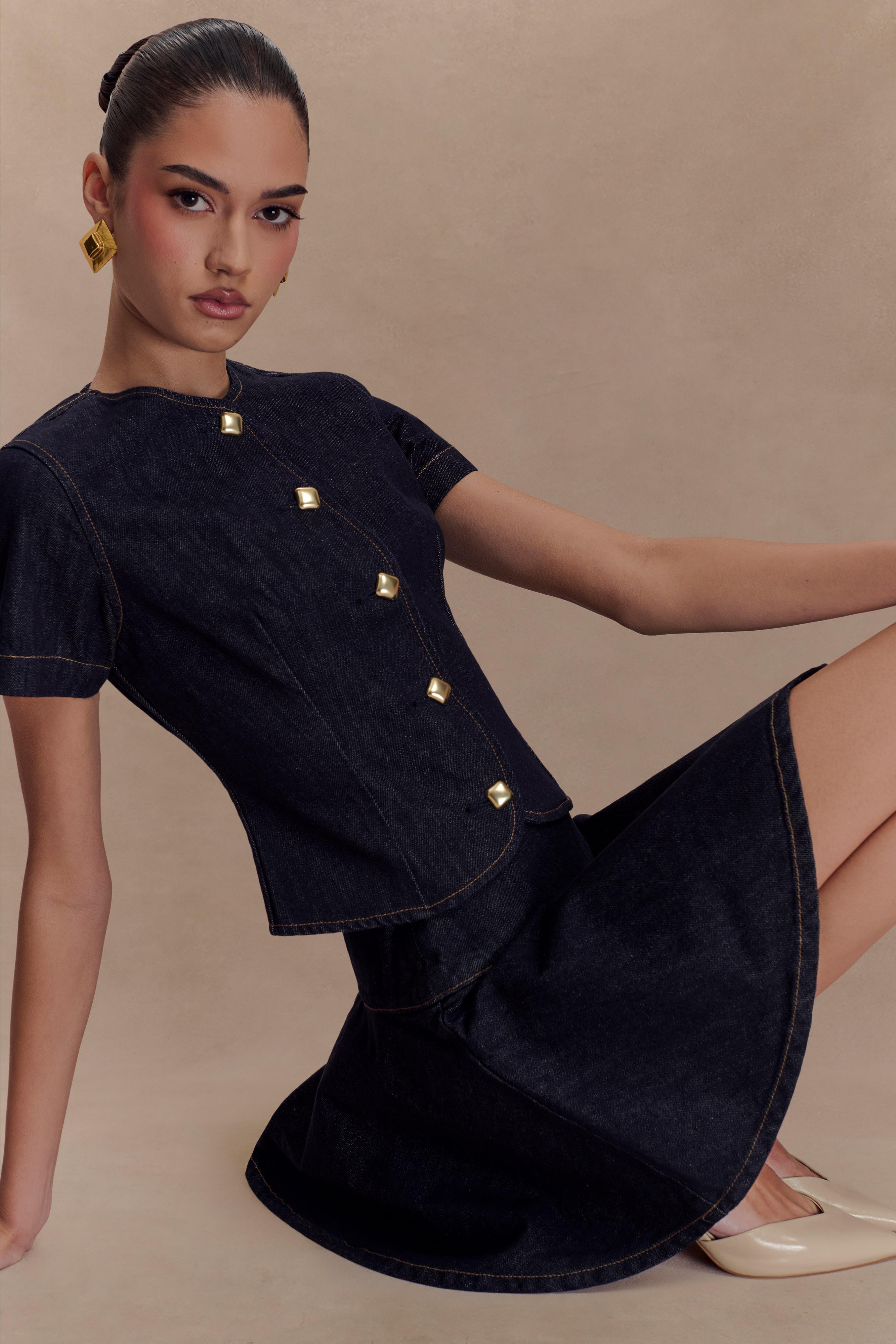 Bethany Short Sleeve Buttoned Denim Top - Washed Indigo Blue